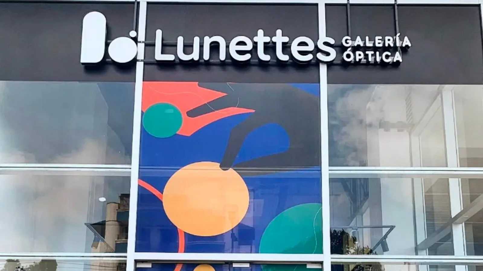 Fachada de una Galería Lunettes